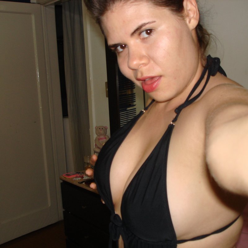 Josiane 27 Services escort Plougonvelin